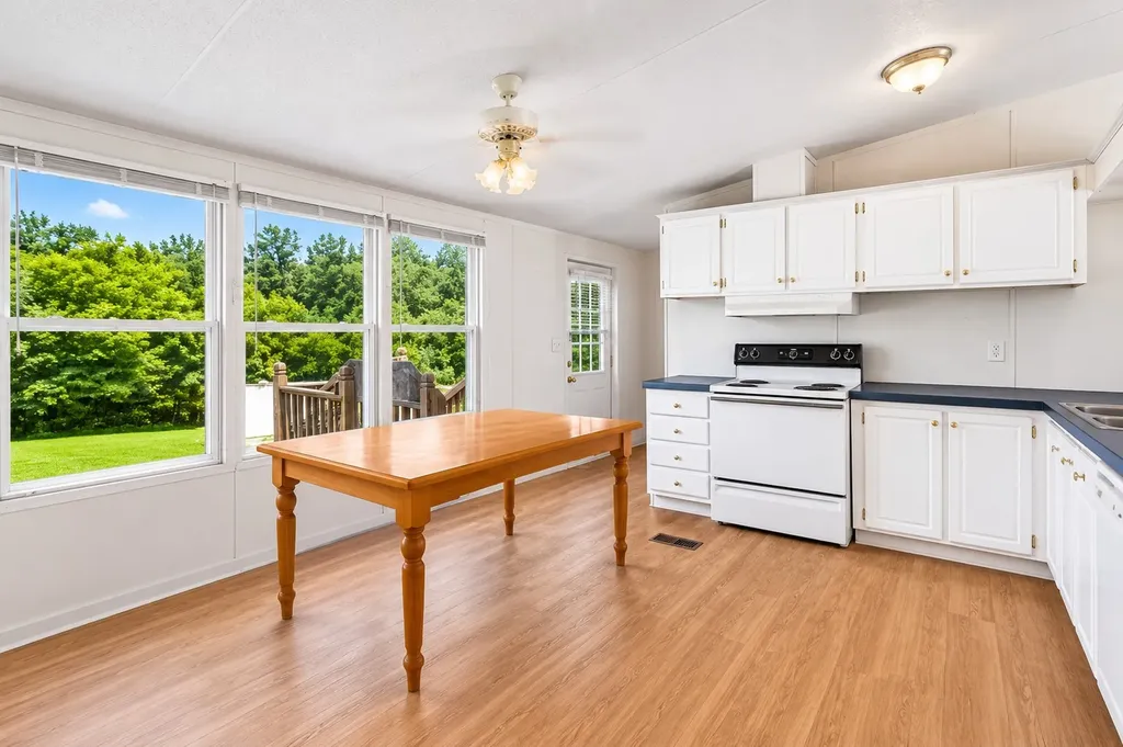 1286 Harsh Lane Castalian Springs TN 37031