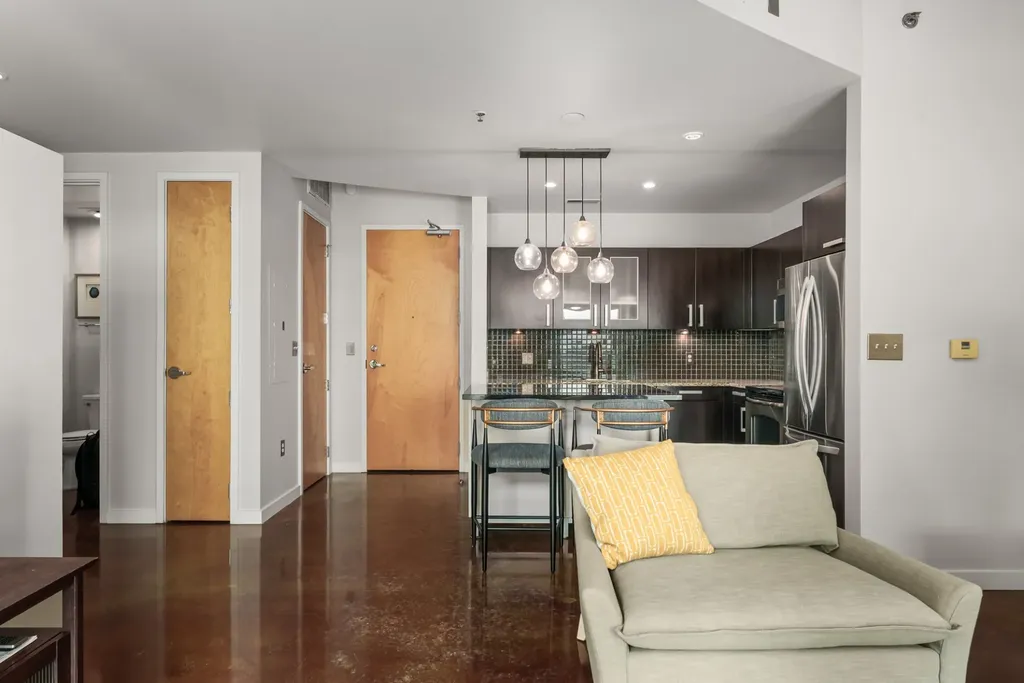 600 12th Ave, S Nashville TN 37203
