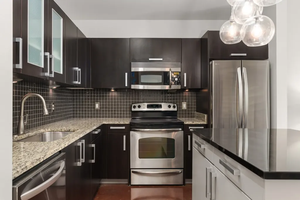 600 12th Ave, S Nashville TN 37203