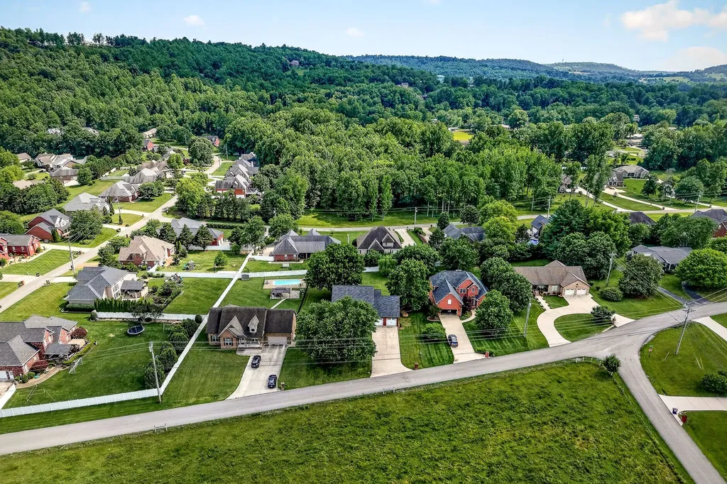 3533 Burton Cove Road Cookeville TN 38506