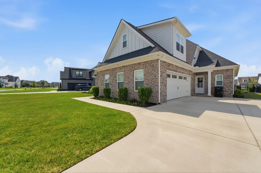 4041 Merryman Lane Murfreesboro TN 37127