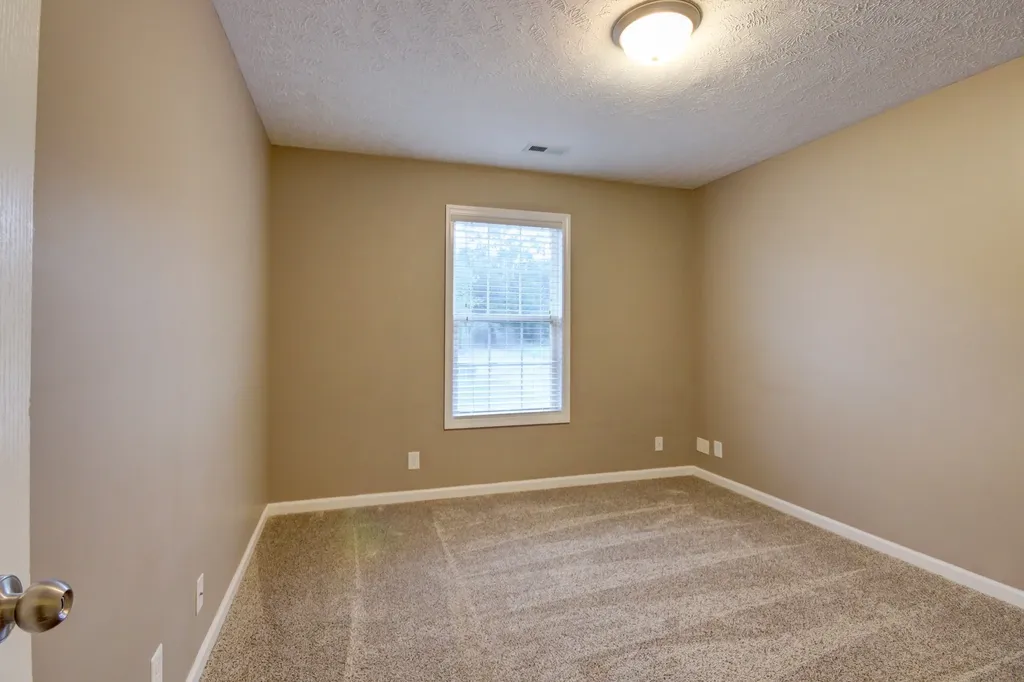 893 E Accipiter Circle Clarksville TN 37043