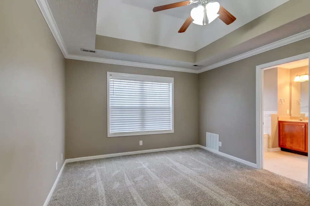 893 E Accipiter Circle Clarksville TN 37043