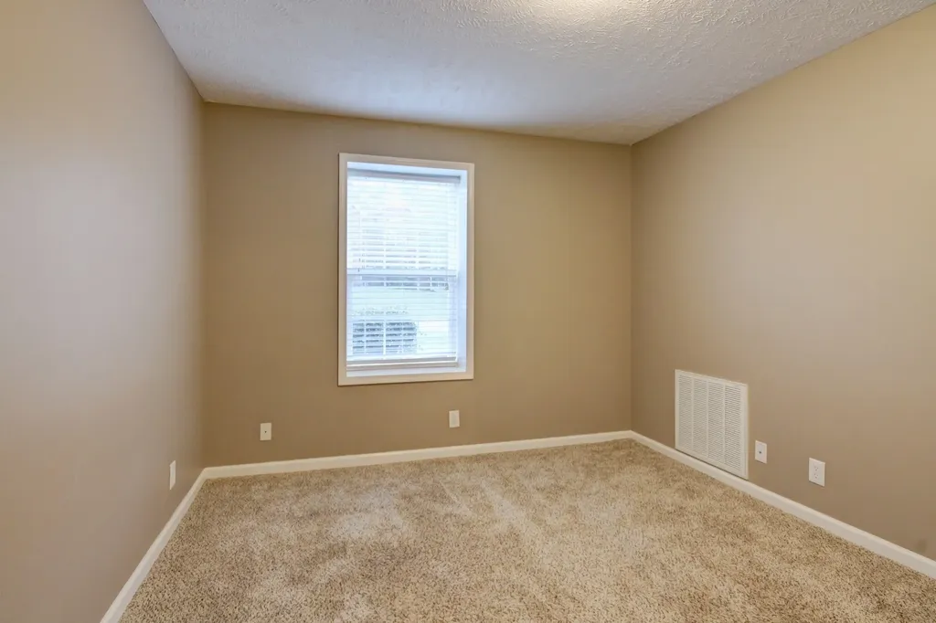 893 E Accipiter Circle Clarksville TN 37043