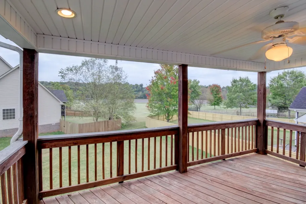 893 E Accipiter Circle Clarksville TN 37043