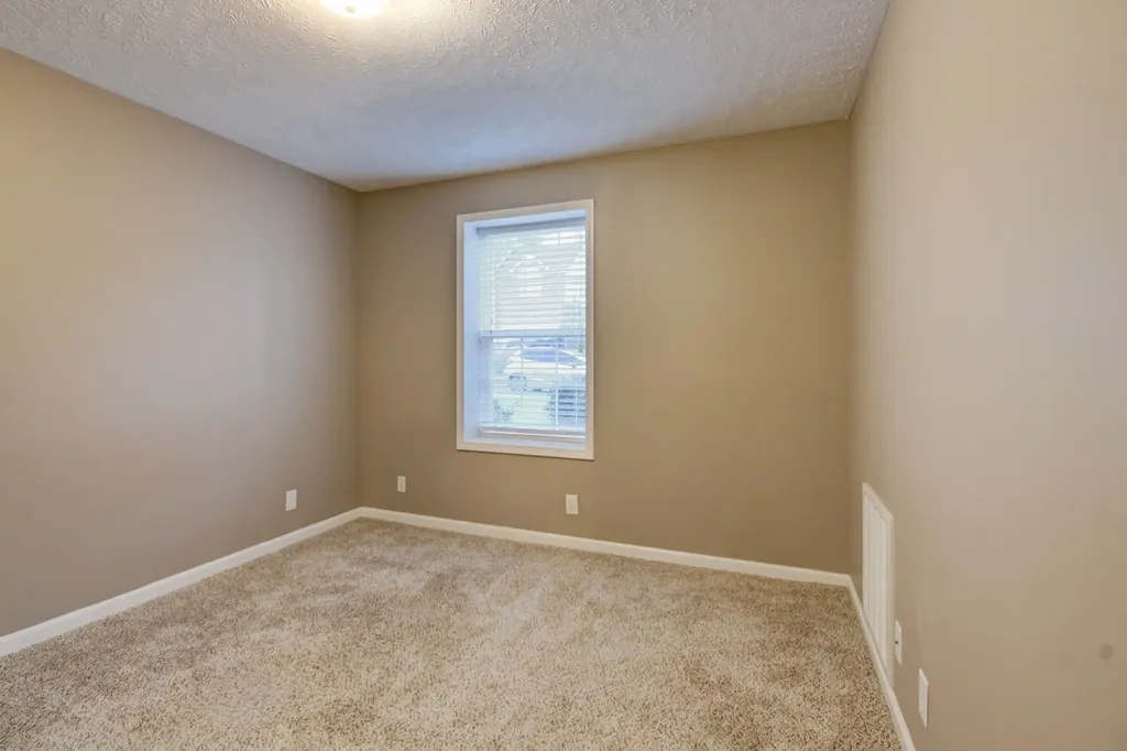 893 E Accipiter Circle Clarksville TN 37043
