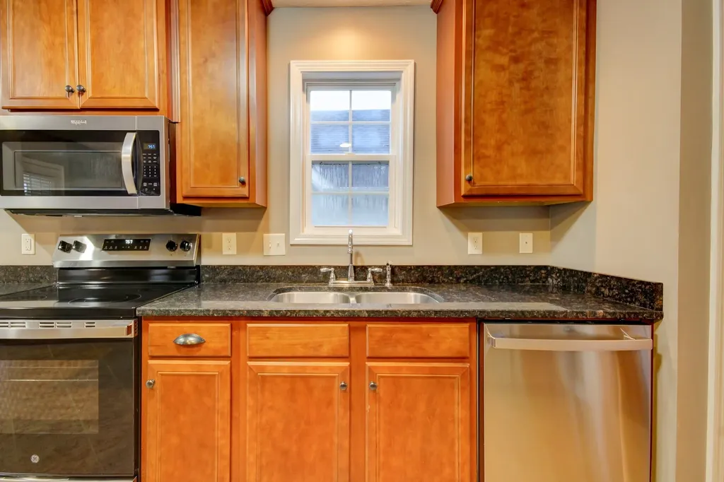 893 E Accipiter Circle Clarksville TN 37043
