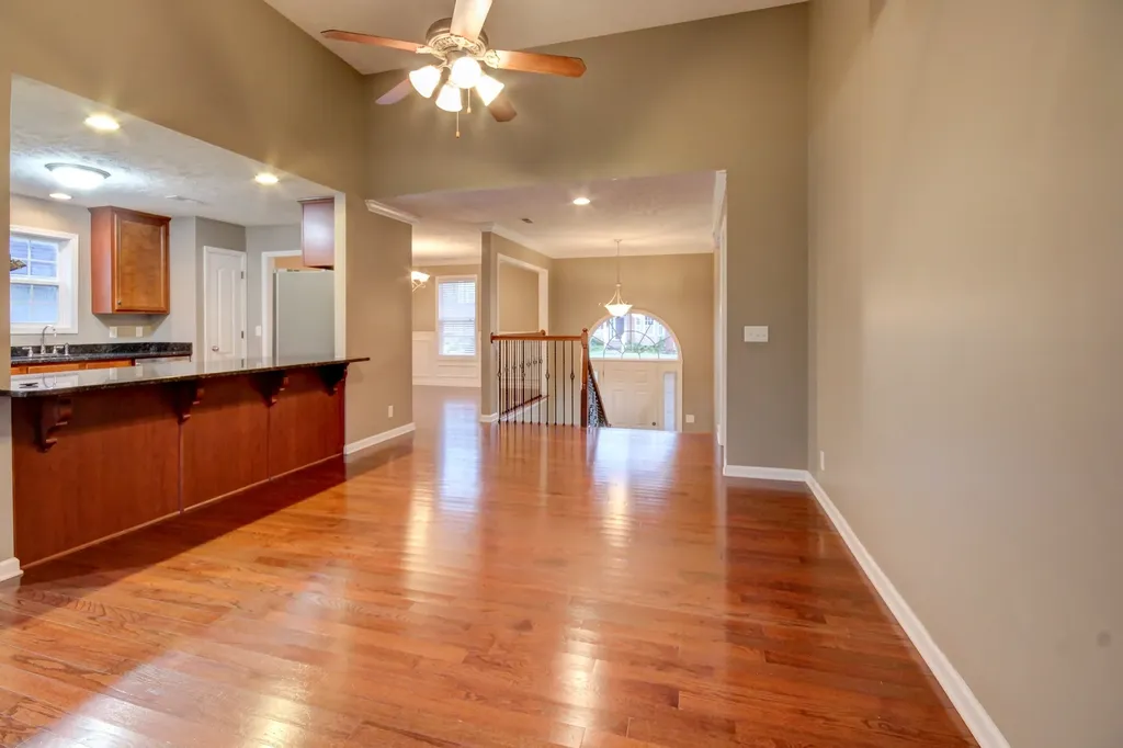 893 E Accipiter Circle Clarksville TN 37043