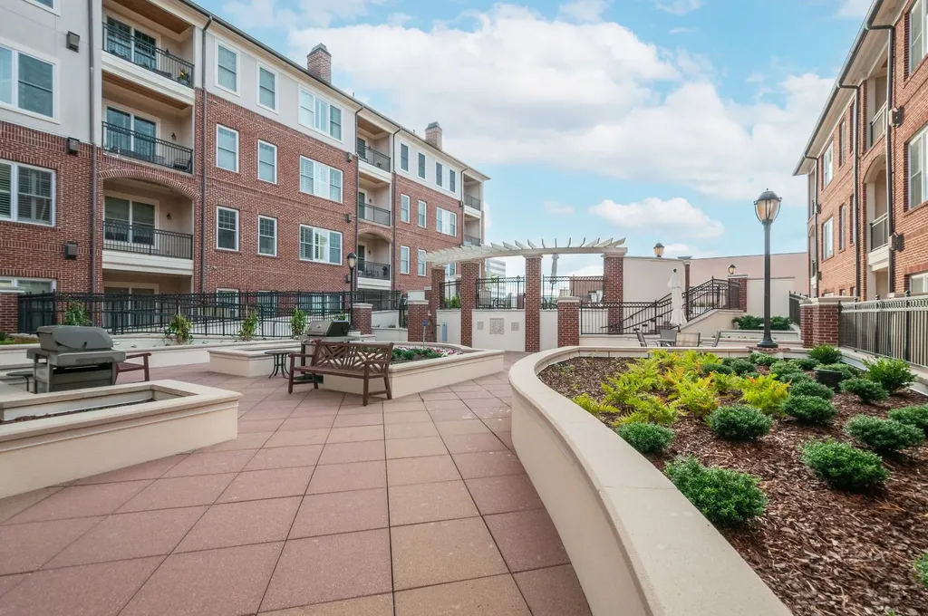 4120 Ridgefield Drive Nashville TN 37205