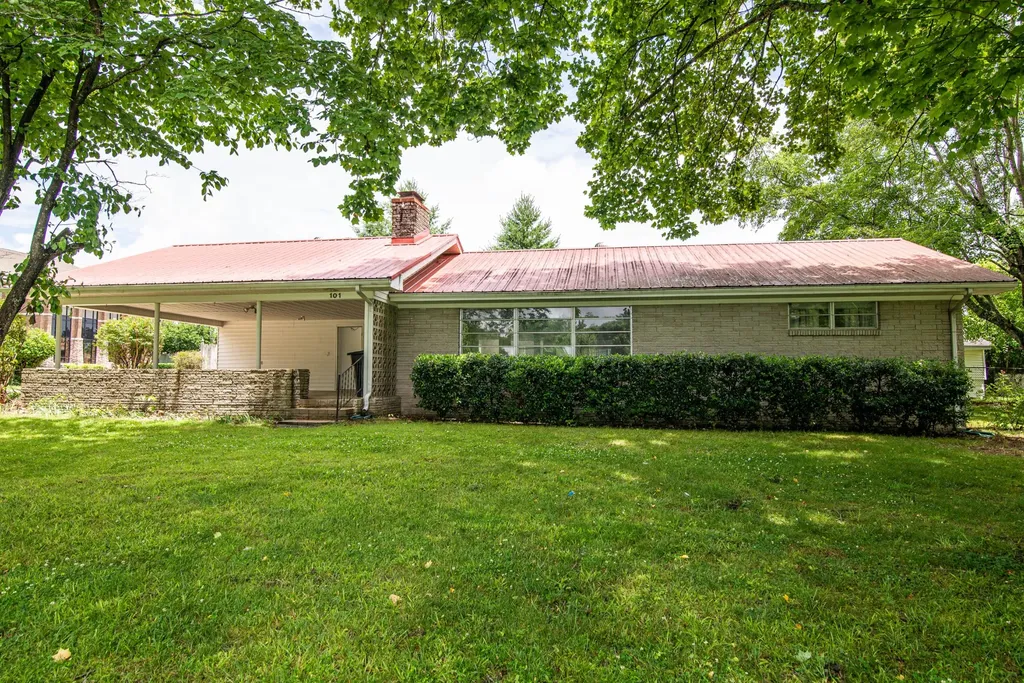 101 Wilkins Drive Tullahoma TN 37388