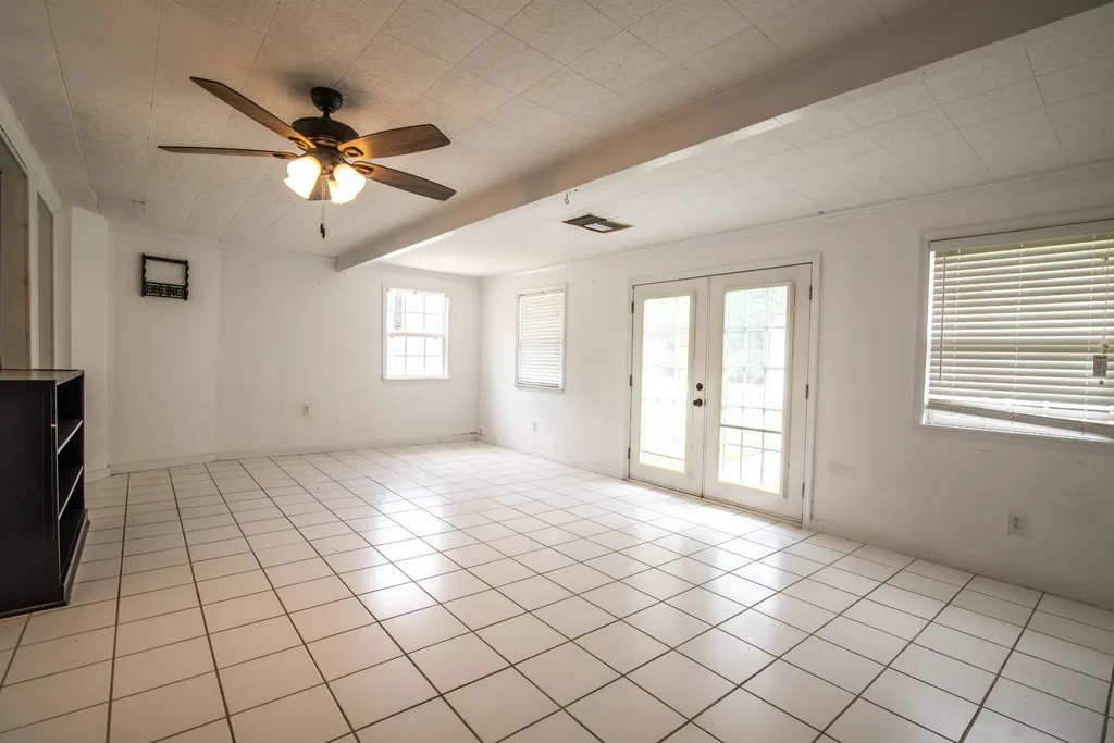 101 Wilkins Drive Tullahoma TN 37388