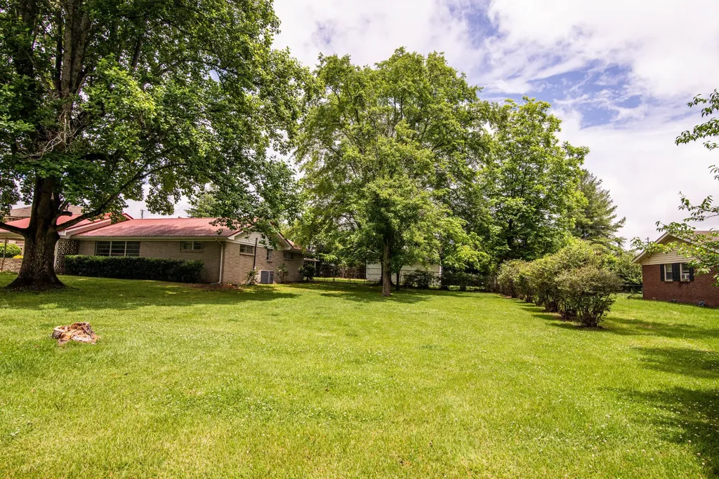 101 Wilkins Drive Tullahoma TN 37388