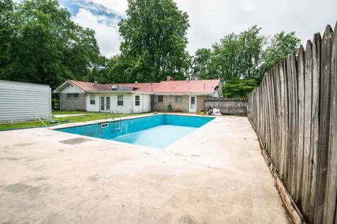 101 Wilkins Drive Tullahoma TN 37388