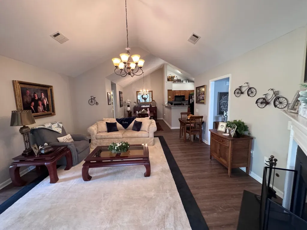 825 Browns Lane Gallatin TN 37066