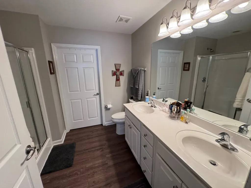 825 Browns Lane Gallatin TN 37066