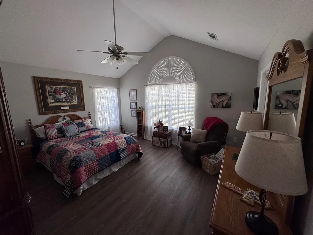 825 Browns Lane Gallatin TN 37066