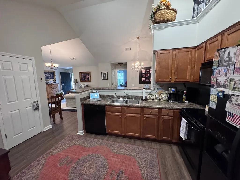 825 Browns Lane Gallatin TN 37066