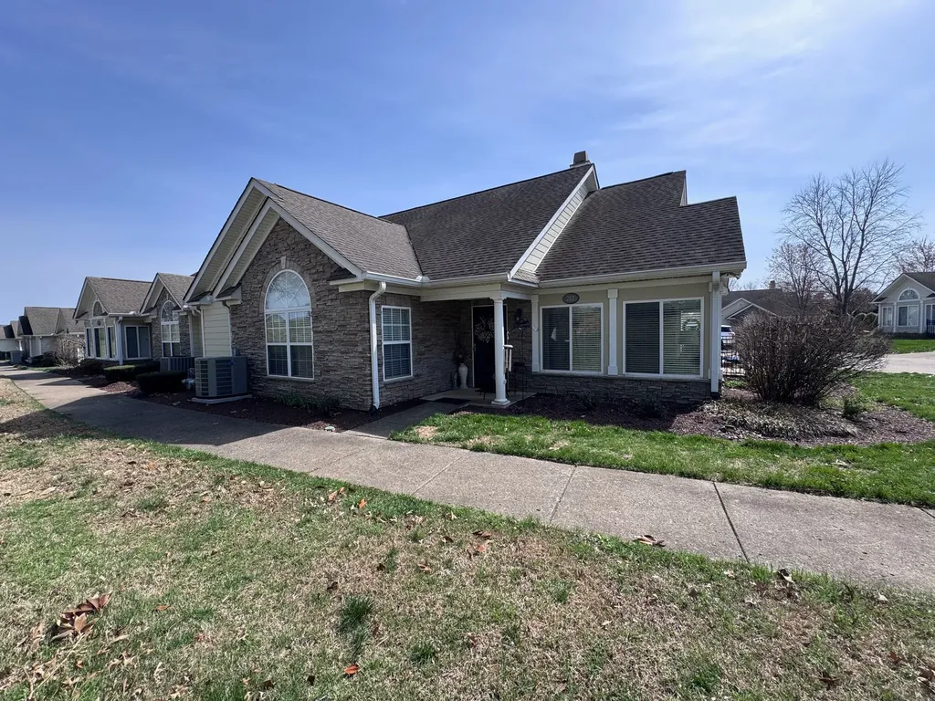 825 Browns Lane Gallatin TN 37066