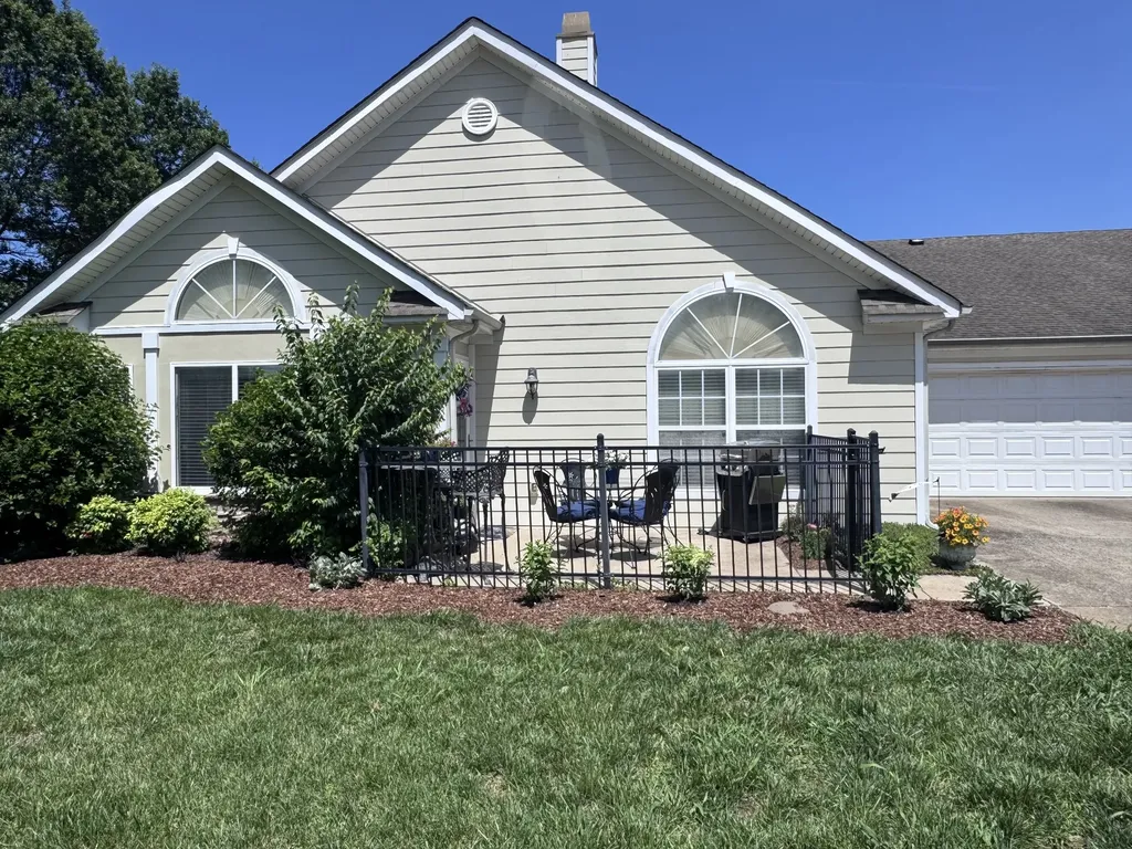 825 Browns Lane Gallatin TN 37066