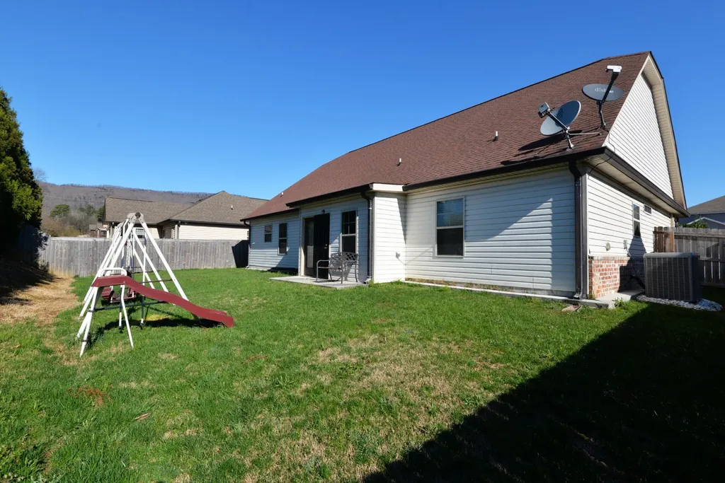 3384 Willow Lake Circle Chattanooga TN 37419
