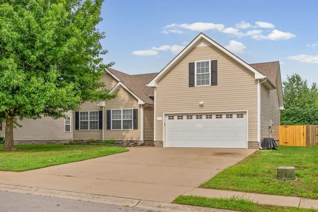 3755 Cindy Jo Dr, N Clarksville TN 37040