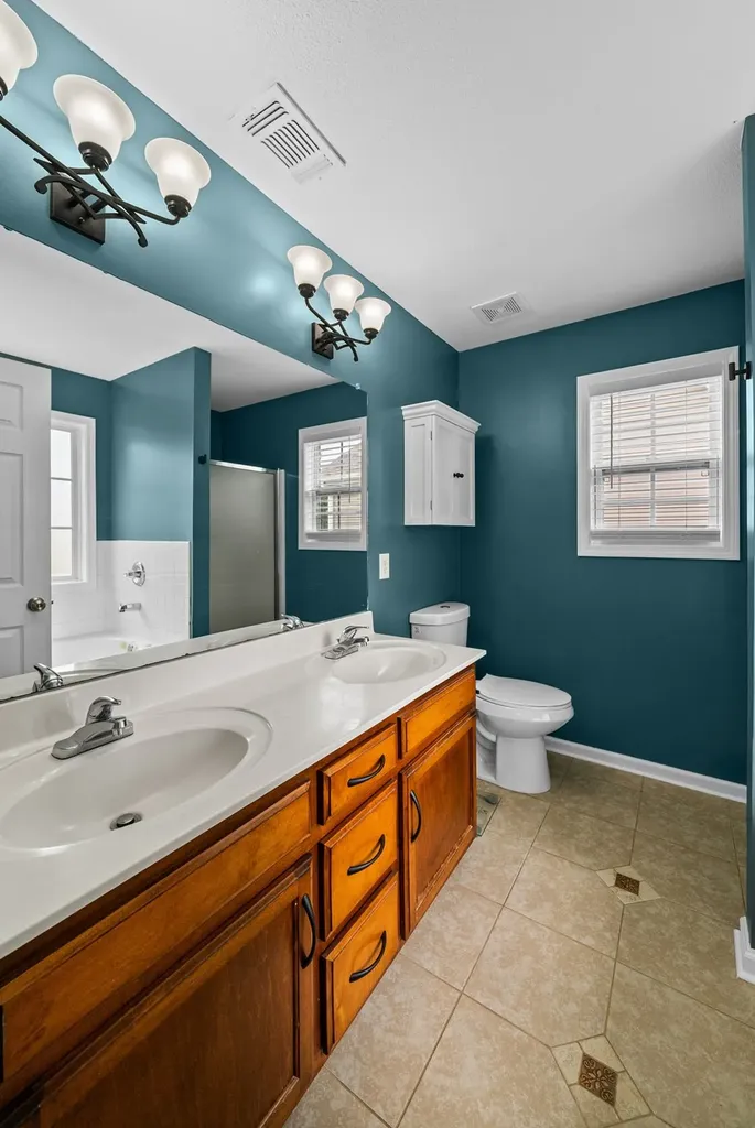 3755 Cindy Jo Dr, N Clarksville TN 37040