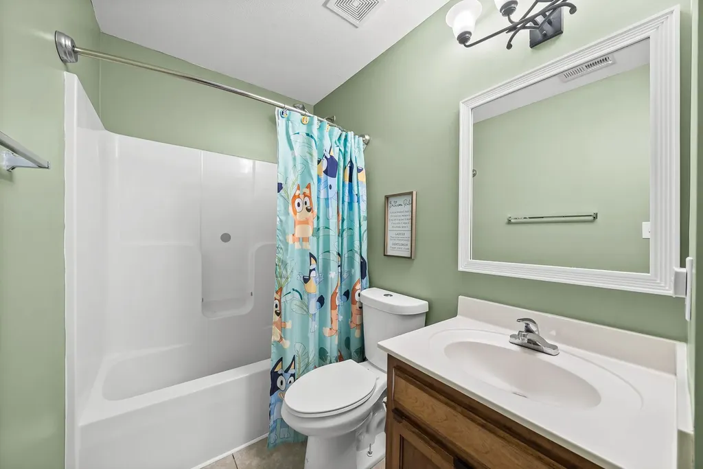 3755 Cindy Jo Dr, N Clarksville TN 37040