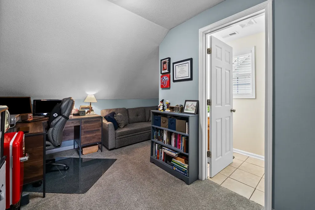 3755 Cindy Jo Dr, N Clarksville TN 37040