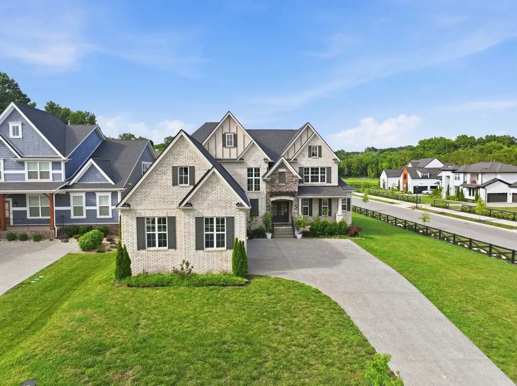 2186 Broadway Street Nolensville TN 37135