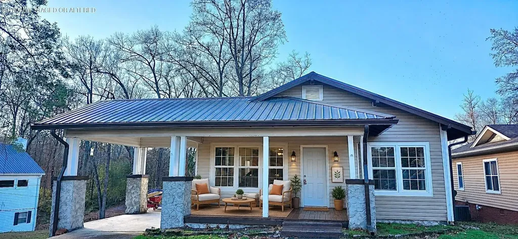 1322 Pennsylvania Avenue Etowah TN 37331