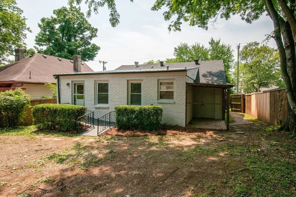 1006 S Douglas Avenue Nashville TN 37204