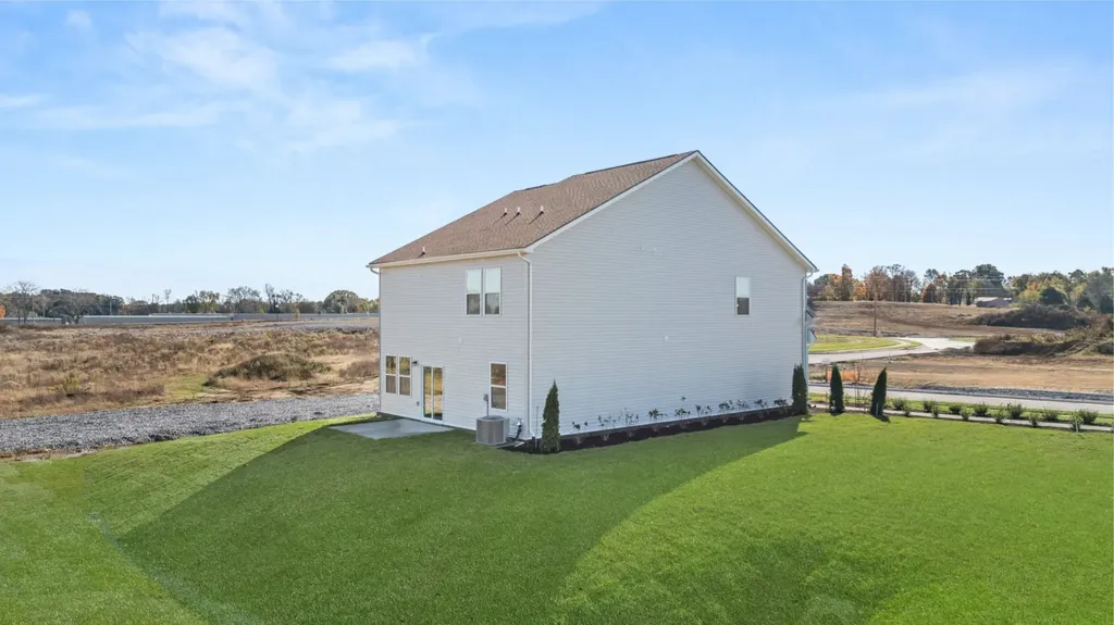 528 Emerson Lane Westmoreland TN 37186