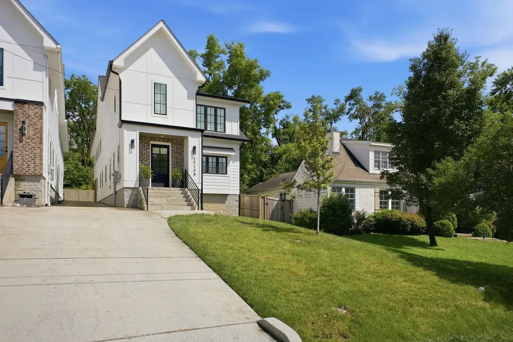 2910B Primrose Circle Nashville TN 37212