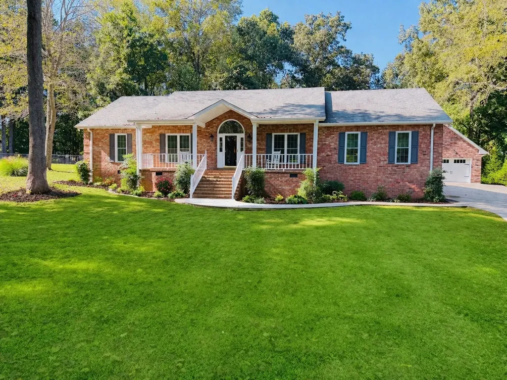 320 Spring Valley Drive Cottontown TN 37048