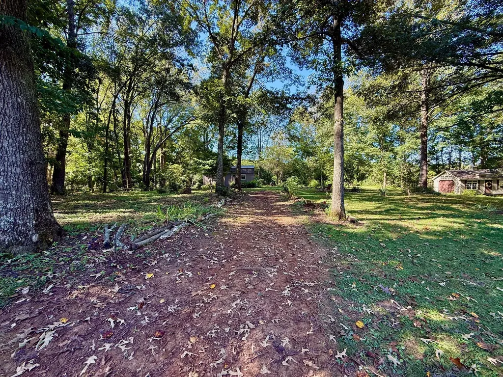320 Spring Valley Drive Cottontown TN 37048
