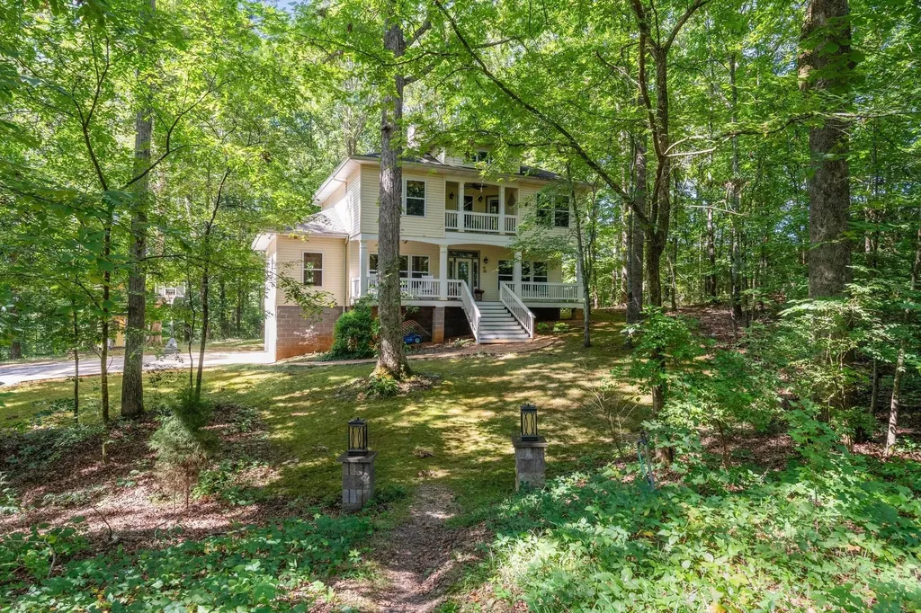 2504 Bearwallow Road Ashland City TN 37015