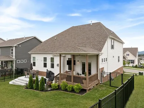216 John T Alexander Boulevard Hendersonville TN 37075