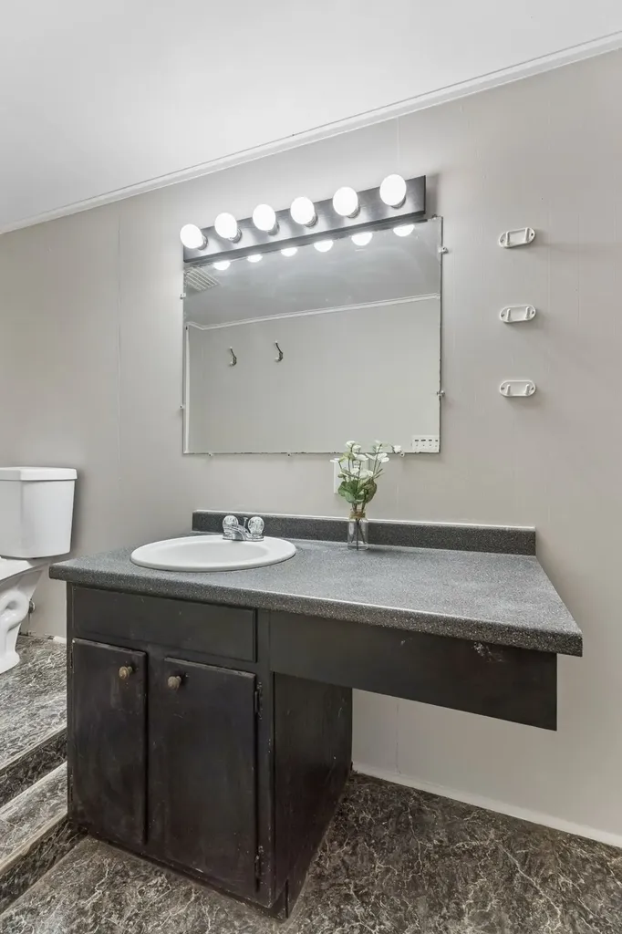 4411 Brush Hill Road Nashville TN 37216