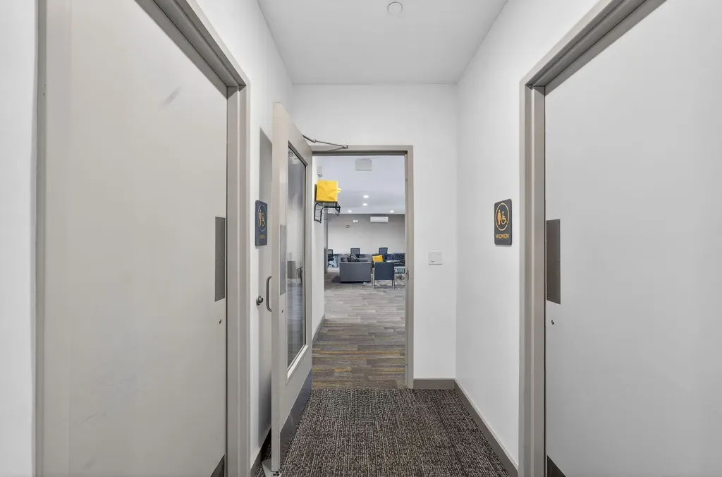 400 Herron Drive Nashville TN 37210