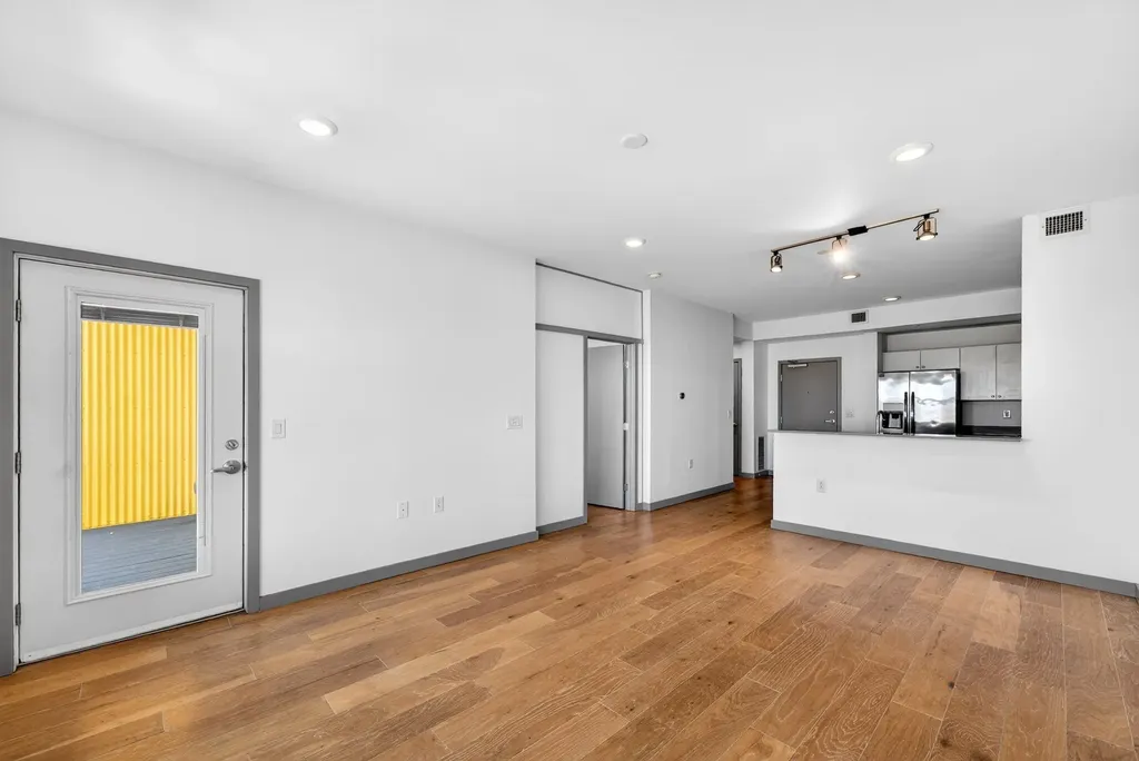 400 Herron Drive Nashville TN 37210