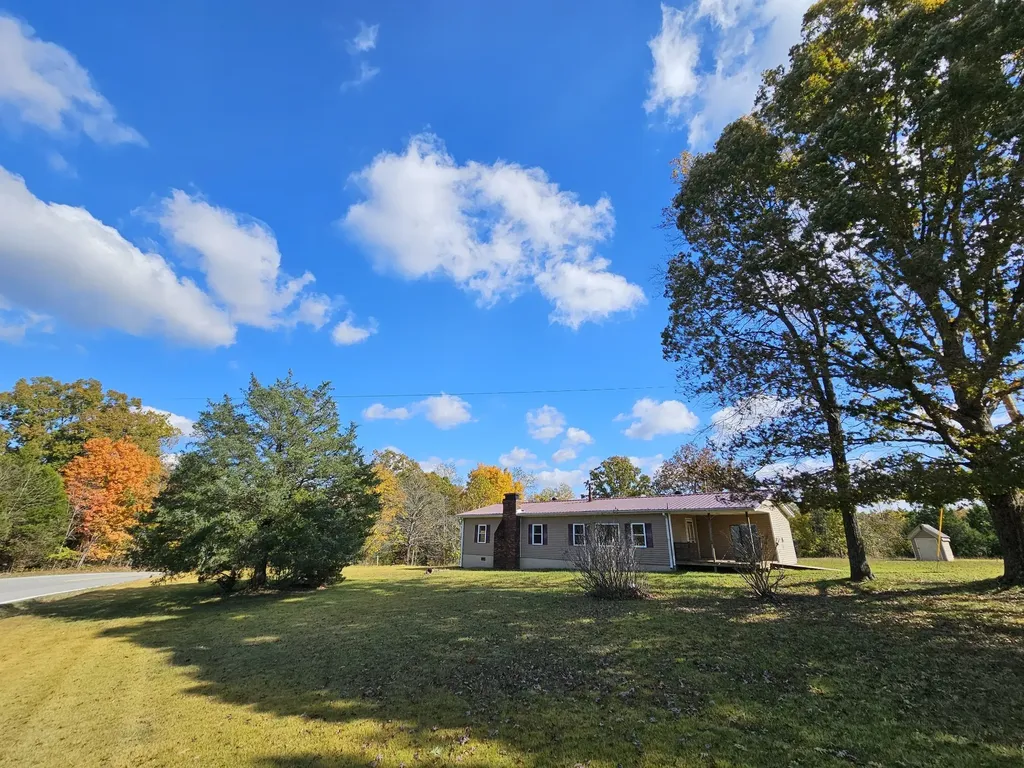Indian Mound TN, 2305 Highway 46