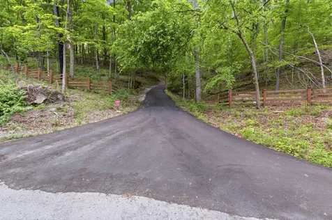6624 Rolling Fork Drive Nashville TN 37205