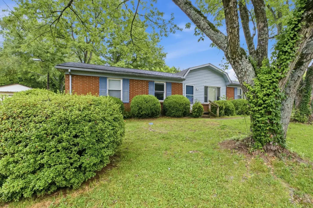 373 Bart Drive Antioch TN 37013