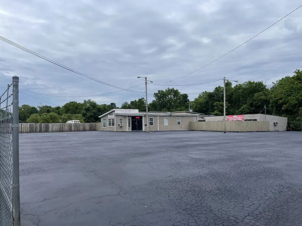 1468 Gallatin Pike, N Madison TN 37115