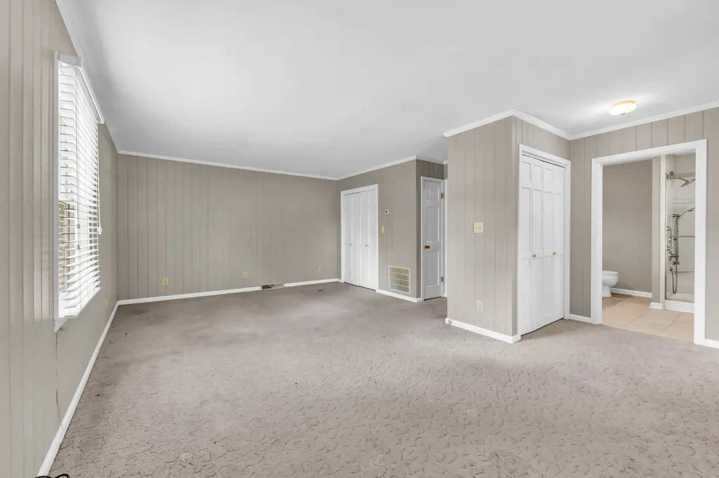 6 Trahern Terrace Clarksville TN 37040