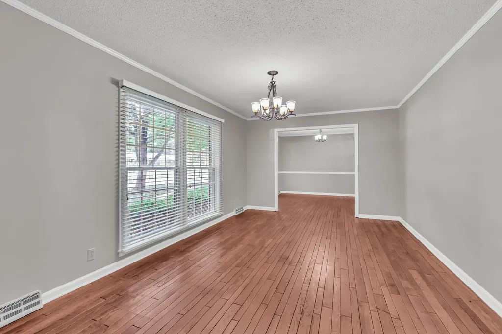 6 Trahern Terrace Clarksville TN 37040