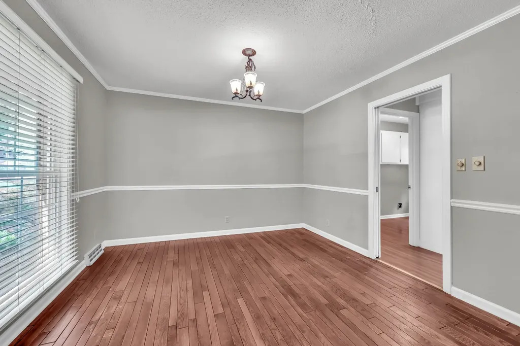 6 Trahern Terrace Clarksville TN 37040