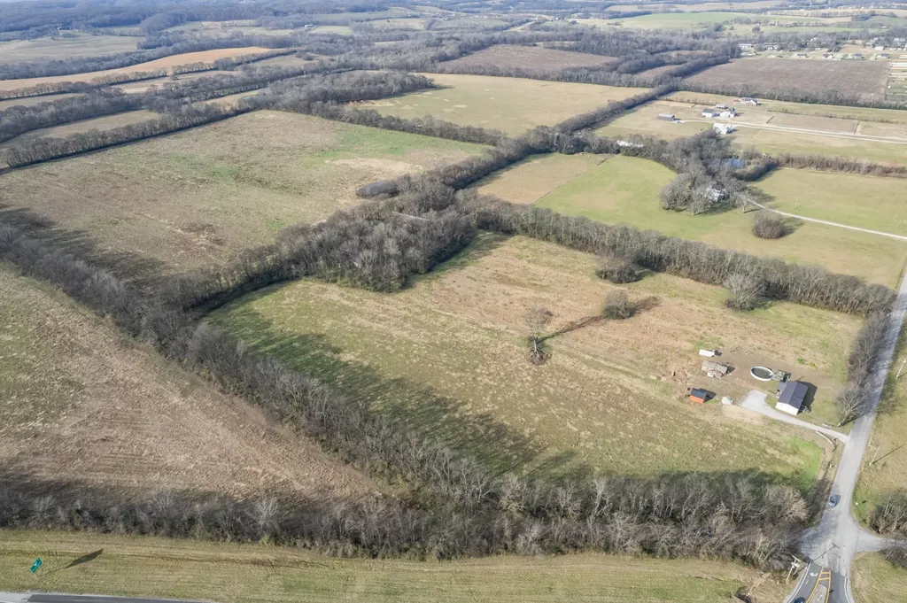 815 S Cross Bridges Road Mount Pleasant TN 38474