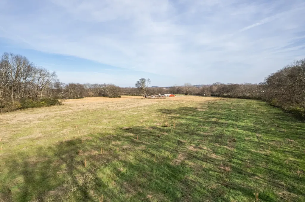 815 S Cross Bridges Road Mount Pleasant TN 38474