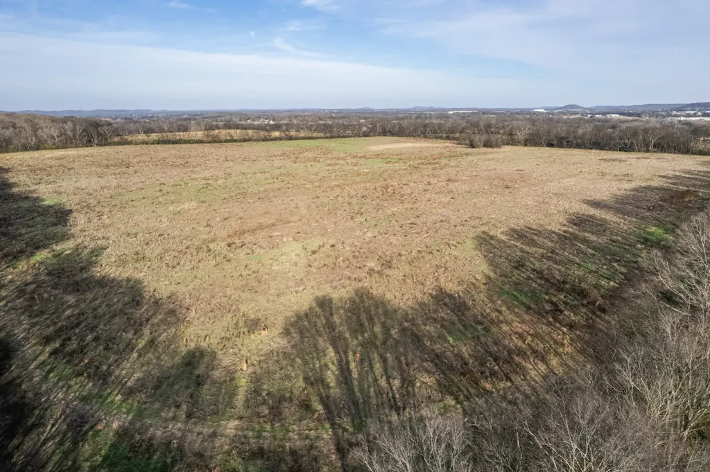 815 S Cross Bridges Road Mount Pleasant TN 38474